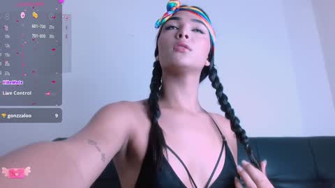 Mia online show from 22, 1, 2025