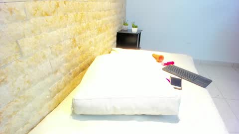 Miaa  online show from 21, 12, 2024