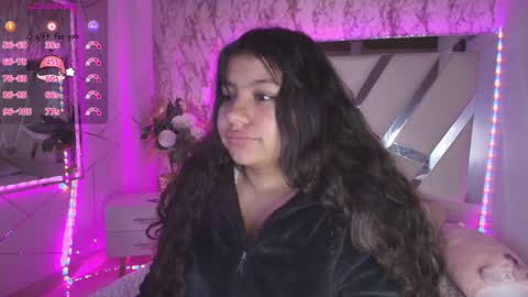 miaa_smiith1 online show from 12, 12, 2024