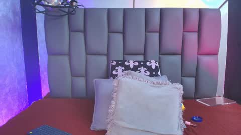 Mia online show from 13, 9, 2025