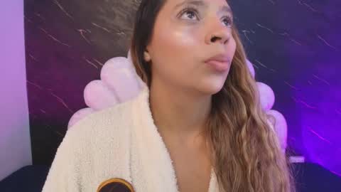 Mia online show from 13, 4, 2026