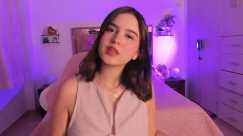 Mia  online show from 28, 2, 2026