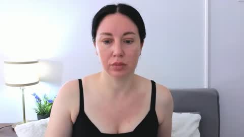 Snapshot of miaalluring chatting on 21, 6, 2026 Mia online show from 21, 6, 2026