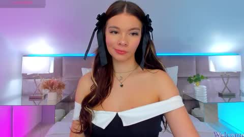 Mia online show from 18, 10, 2025