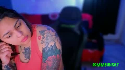 Snapshot of miacanela_xo chatting on 10, 11, 2025 Mia online show from 10, 11, 2025