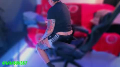 Snapshot of miacanela_xo chatting on 2, 12, 2025 Mia online show from 2, 12, 2025