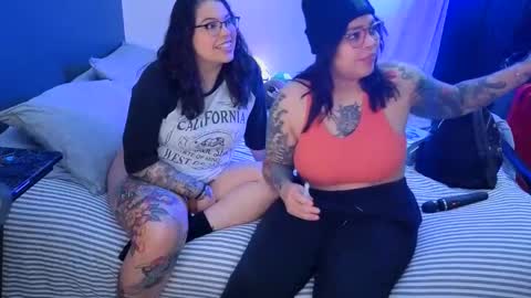 Snapshot of miacanela_xo chatting on 5, 2, 2026 Mia online show from 5, 2, 2026