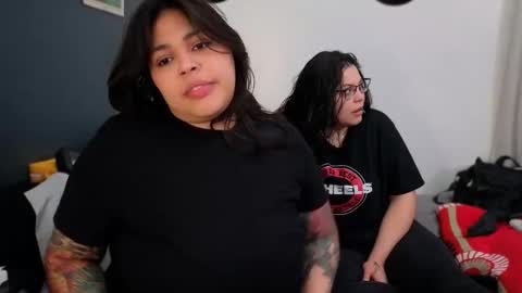 Snapshot of miacanela_xo chatting on 28, 2, 2026 Mia online show from 28, 2, 2026