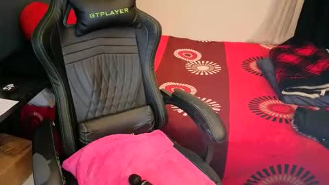 Mia online show from 28, 3, 2026