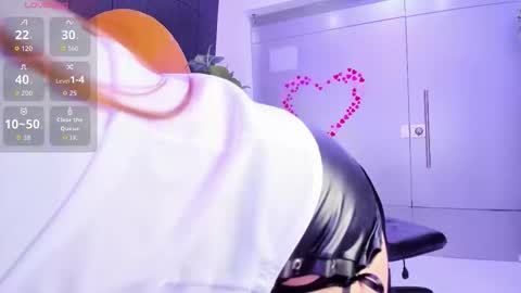 MiaCassel online show from 26, 3, 2026