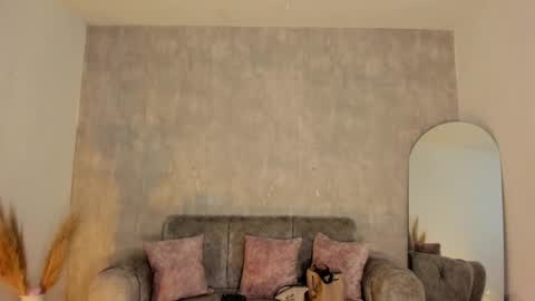 miacooper online show from 21, 2, 2025