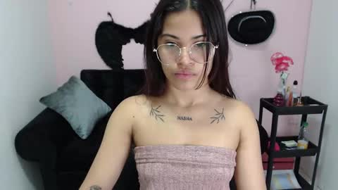 Snapshot of miacumgirl chatting on 16, 1, 2026 miacumgirl online show from 16, 1, 2026