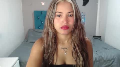 Snapshot of miacumgirl chatting on 25, 3, 2026 miacumgirl online show from 25, 3, 2026