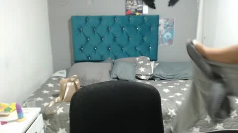 Snapshot of miacumgirl chatting on 6, 4, 2026 miacumgirl online show from 6, 4, 2026