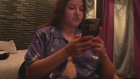 Mia online show from 6, 6, 2026