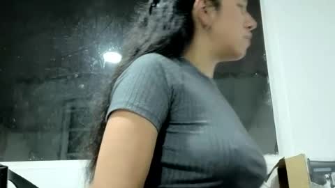 Snapshot of miafix chatting on 24, 6, 2026 Mia Carter Schedule 800 - 1430 gtm-5 online show from 24, 6, 2026