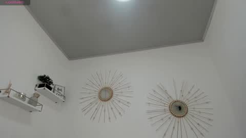 Miah Collins online show from 27, 10, 2025