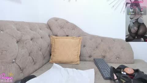 Snapshot of miah_bigboobs chatting on 28, 5, 2026 Miah Collins online show from 28, 5, 2026