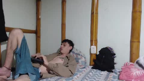 Mia  Sam online show from 22, 2, 2025