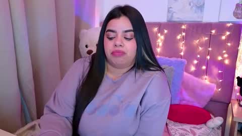 Miah Joness online show from 10, 11, 2025