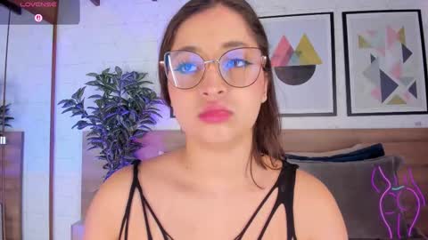 Snapshot of miakay1 chatting on 12, 1, 2026 Mia online show from 12, 1, 2026