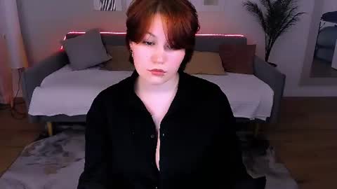 mialacrice online show from 9, 7, 2026