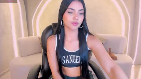 Call me Mia  online show from 24, 2, 2026