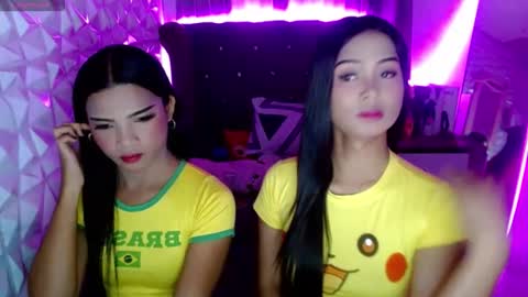 Snapshot of miamalkovax chatting on 15, 5, 2026 miamalkovax online show from 15, 5, 2026