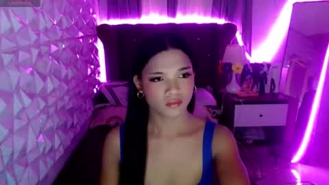 Snapshot of miamalkovax chatting on 17, 5, 2026 miamalkovax online show from 17, 5, 2026