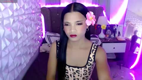 Snapshot of miamalkovax chatting on 18, 5, 2026 miamalkovax online show from 18, 5, 2026