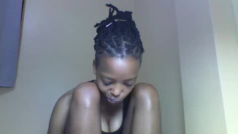 Snapshot of miami_muffin chatting on 23, 11, 2025 Muffin online show from 23, 11, 2025