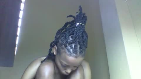 Snapshot of miami_muffin chatting on 24, 11, 2025 Muffin online show from 24, 11, 2025