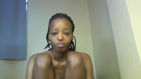 Snapshot of miami_muffin chatting on 30, 11, 2025 Muffin online show from 30, 11, 2025