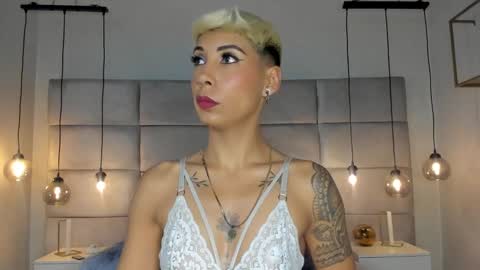 Mia Morgann online show from 12, 1, 2025