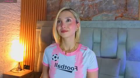 Snapshot of miaroldan chatting on 14, 7, 2026 miaroldan online show from 14, 7, 2026
