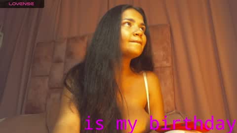 Snapshot of miasandoval_22 chatting on 13, 5, 2026 miasaandovaal 22 online show from 13, 5, 2026