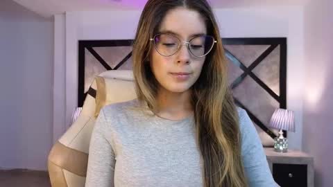 Mia online show from 25, 3, 2026