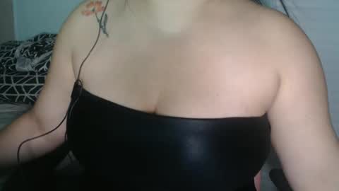 Snapshot of miasp chatting on 28, 1, 2025 MiaSP online show from 28, 1, 2025