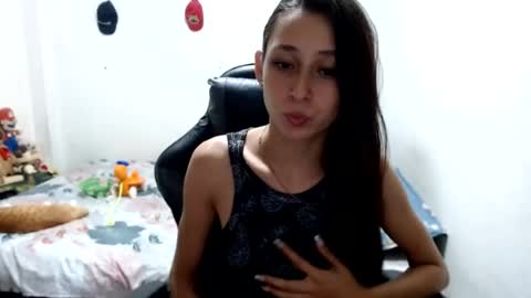 mia online show from 24, 7, 2026