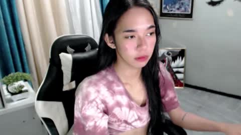 Snapshot of miatrixs chatting on 25, 1, 2025 Mia online show from 25, 1, 2025