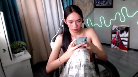 Snapshot of miatrixs chatting on 28, 1, 2025 Mia online show from 28, 1, 2025