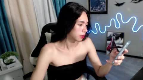 Snapshot of miatrixs chatting on 28, 1, 2025 Mia online show from 28, 1, 2025