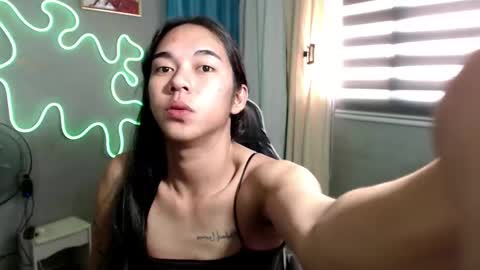 Snapshot of miatrixs chatting on 30, 9, 2025 Mia online show from 30, 9, 2025