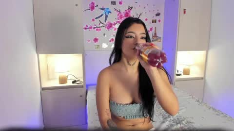 Snapshot of miaturnerr_ chatting on 1, 4, 2026 miaturnerr_ online show from 1, 4, 2026