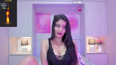 Snapshot of miaturnerr_ chatting on 28, 4, 2026 miaturnerr_ online show from 28, 4, 2026