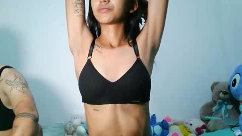 MiaValeria online show from 16, 4, 2026