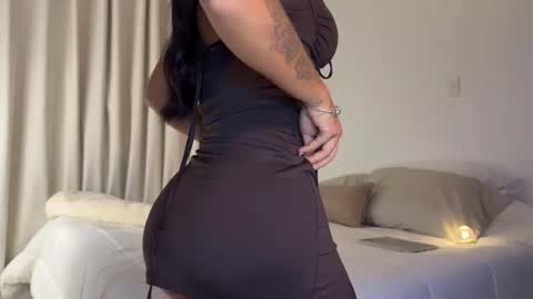 Mia online show from 15, 4, 2026