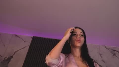 Snapshot of miavelvety chatting on 22, 7, 2026 Kimmy online show from 22, 7, 2026
