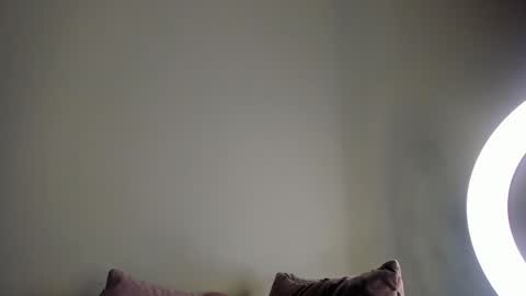 Mia Villalobos online show from 20, 12, 2024