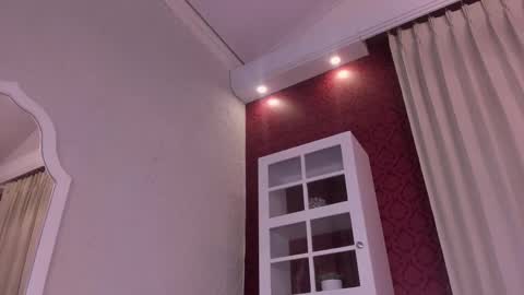 Mia online show from 2, 3, 2025